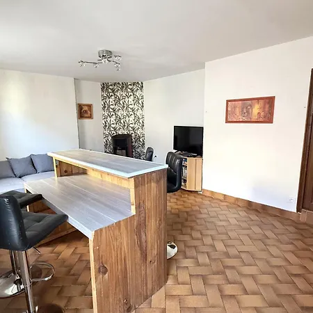 Semesterbostad Le Logis Fontrouge Maison